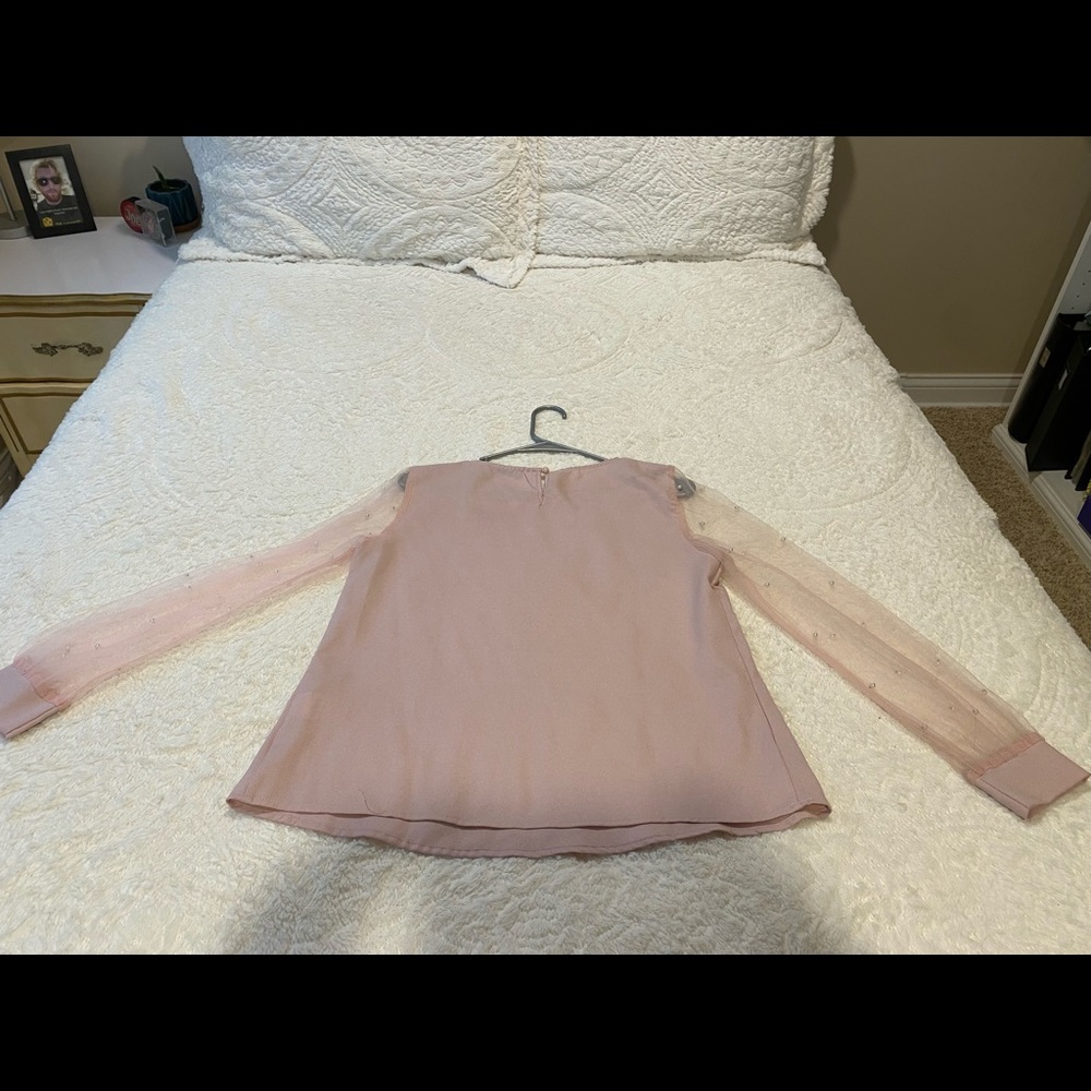 Light pink long sleeve top